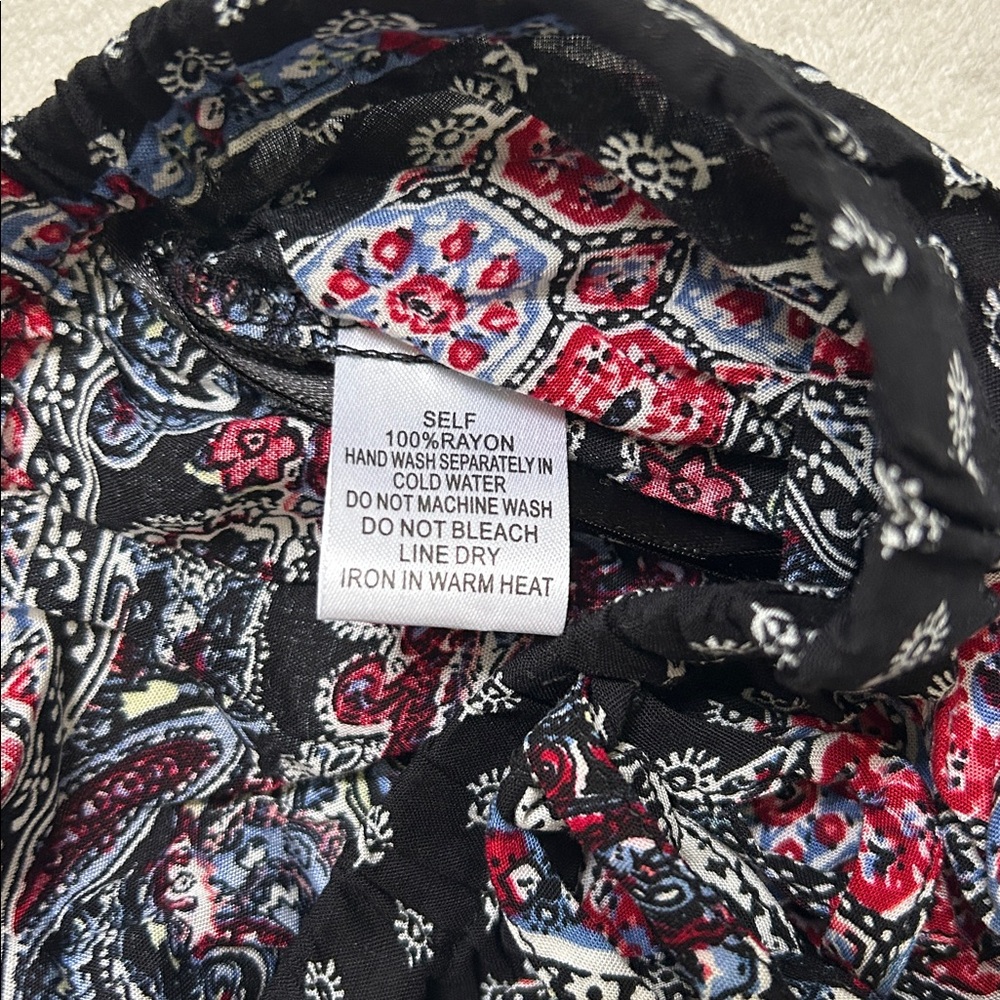 NWOT Meshme | Boho Print Lightweight Shorts | S | waist 13” - Picture 6 of 12